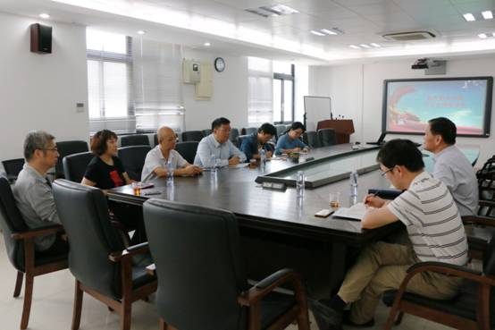 学院党委召开民主党派座谈会.JPG